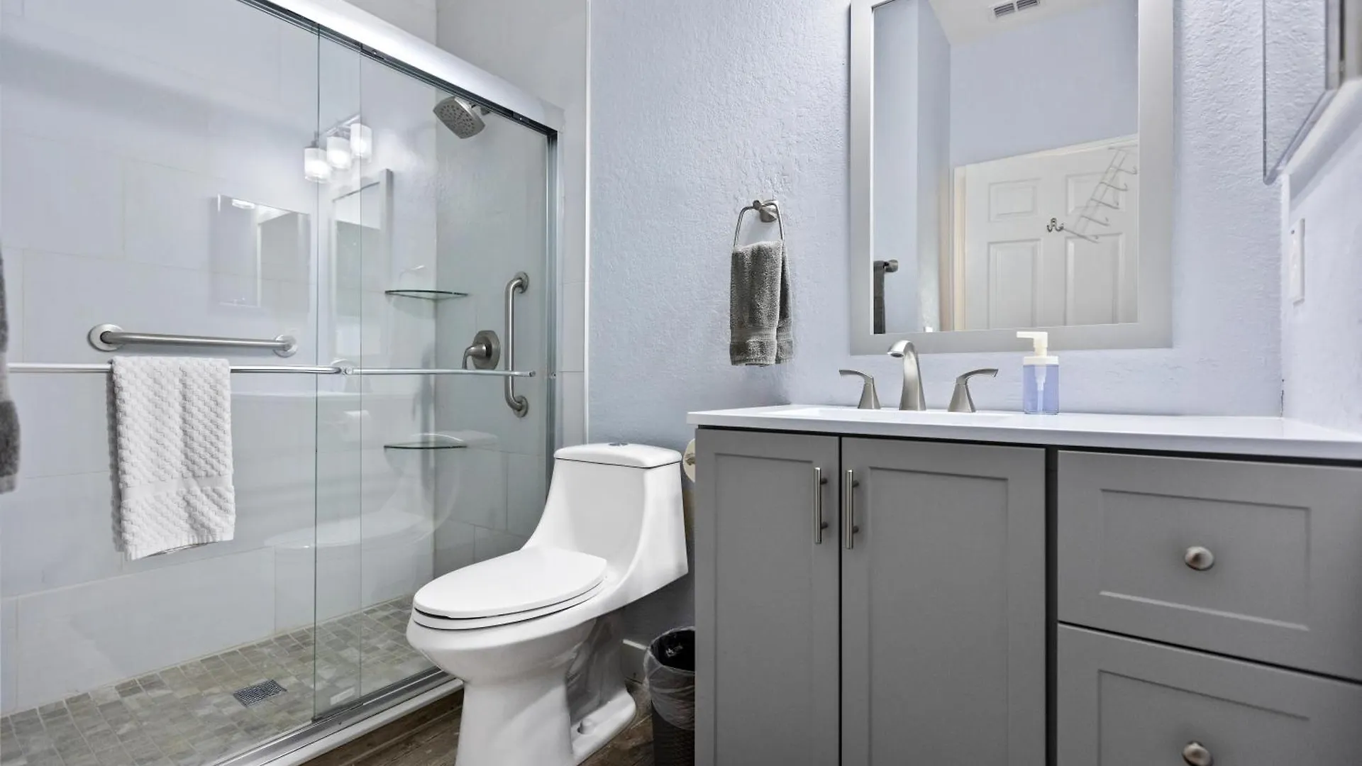 Great Town Home With Lazy River Ντάβενπορτ 0*,